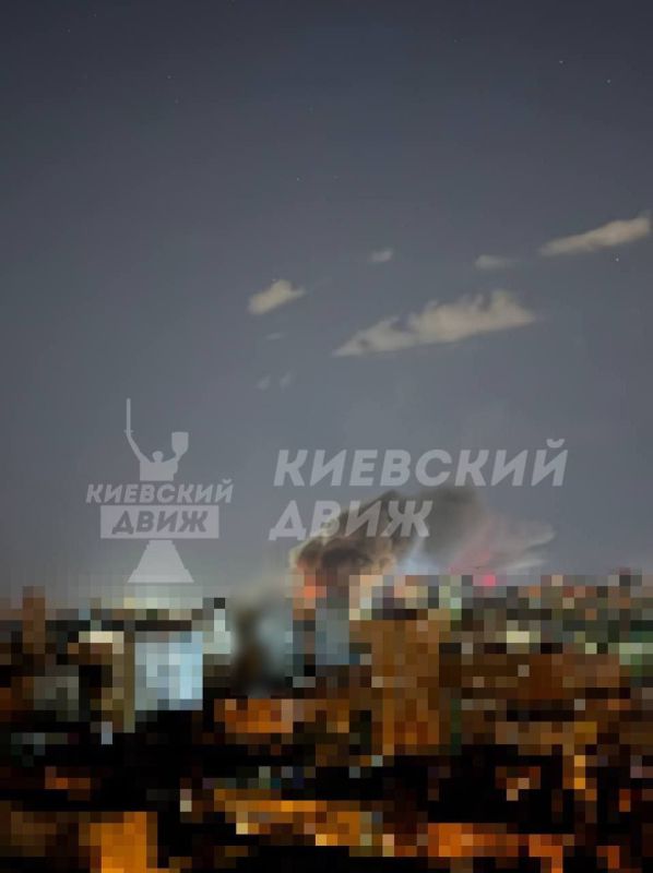 Сегодня ночью по целям в Киеве, Тернополе, Луцке и другим регионам центральной и западной Украины был нанесён массированный удар с применением БПЛА-камикадзе и крылатых ракет