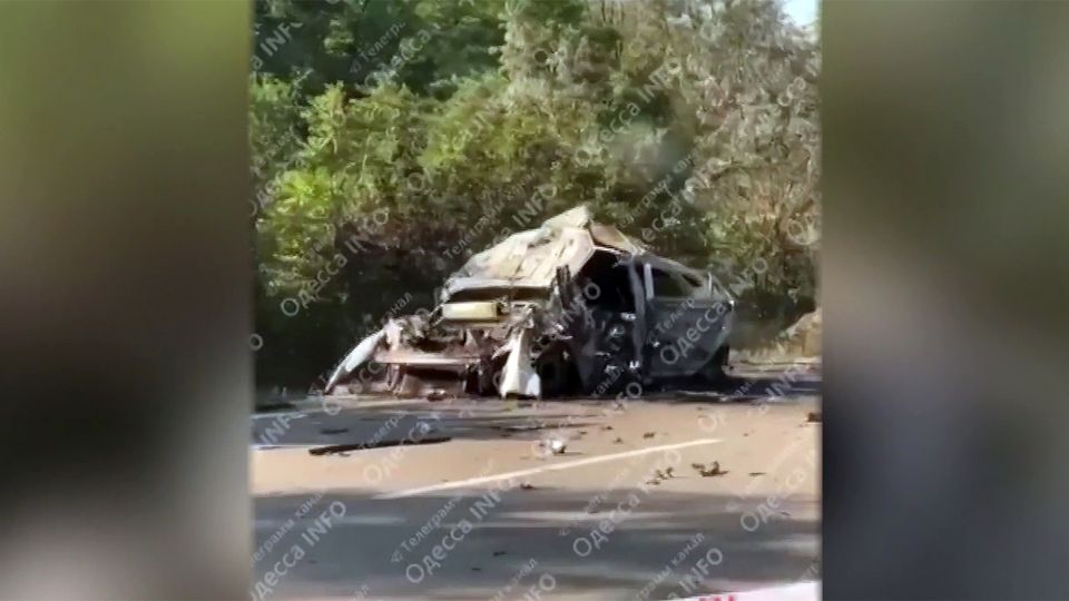 СМИ сообщают о подрыве машины начальника отдела ТЦК в Одесской области