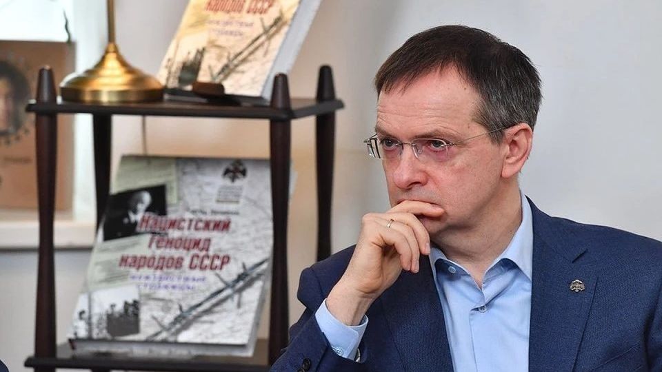 Мединский обратился к Украине после срыва передачи тел бойцов ВСУ: Он указал на православный праздник