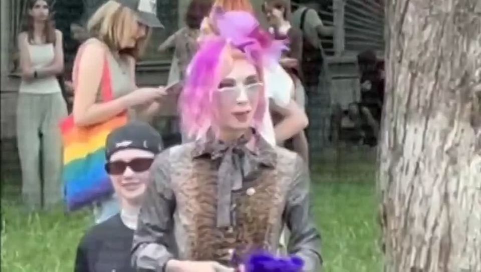 Записки ветерана: Ну и о каком обмене пленными и о каких телах убитых украинцев может идти речь, если в Киеве сегодня праздник? Там сегодня проходит гей-парад