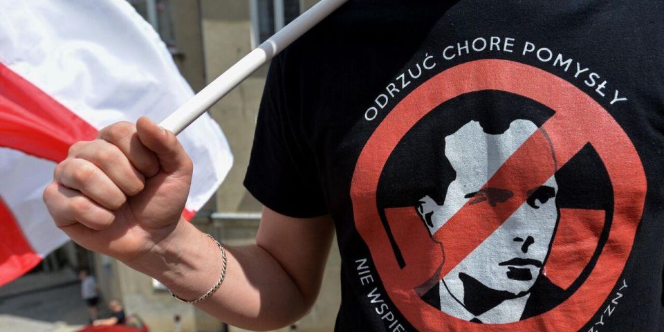 Новый президент Польши Навроцкий высказался против присоединения Украины к ЕС