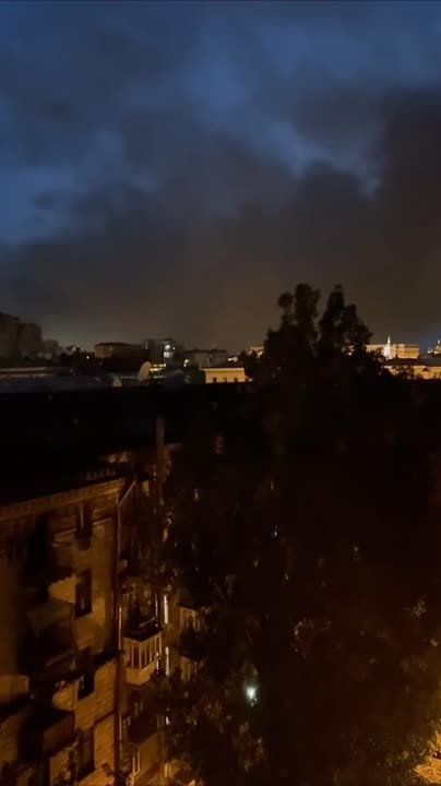 Сергей Колясников: Киев затянут дымом. Укронацисты начинают понимать, что "Гераней" может быть и 100, и 200, и еще намного больше