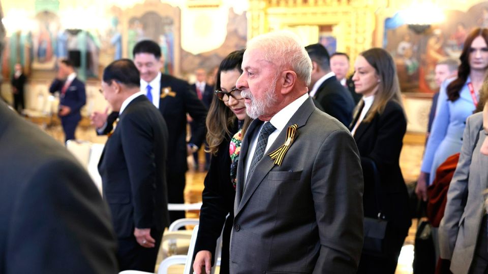 Премьер Словакии и президент Бразилии попали в базу «Миротворца»