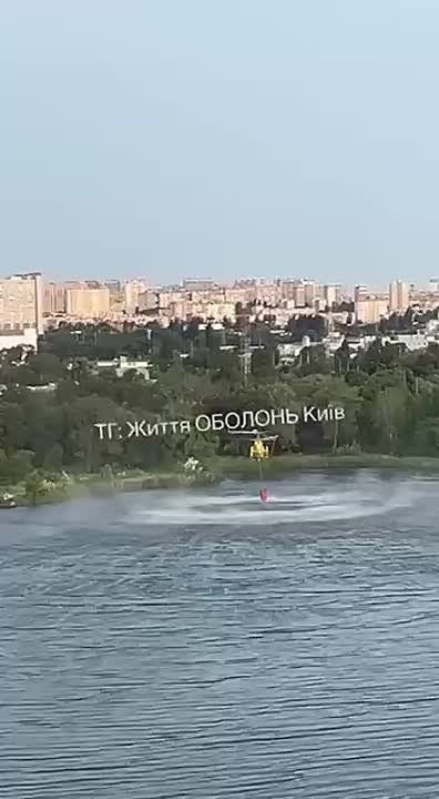 Сергей Колясников: В Киеве с ночи тушат пожары вертолетами