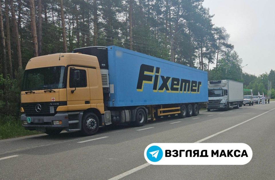 Киев объявил, что забирает 1212 тел украинских боевиков