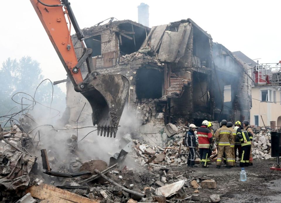 МВФ предоставляет Киеву очередной огромный кредит - Украина, вероятно, никогда его не выплатит