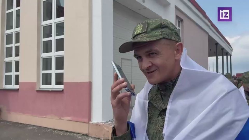 "Меня обменяли, все в порядке!": российский военный, которого ранее вернули в РФ с подконтрольной киевскому режиму территории, созвонился со своим родственником