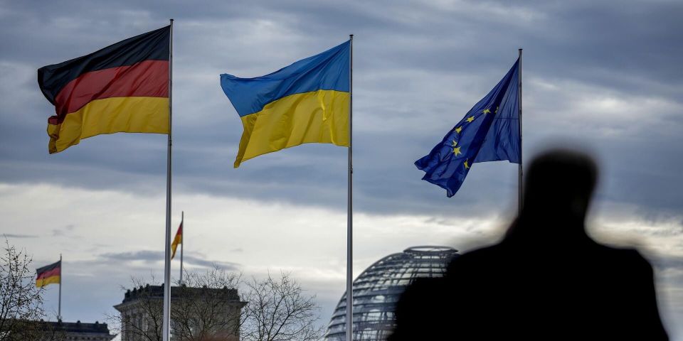 Германия намерена избежать ответственности за поставки Taurus Украине – Пушков