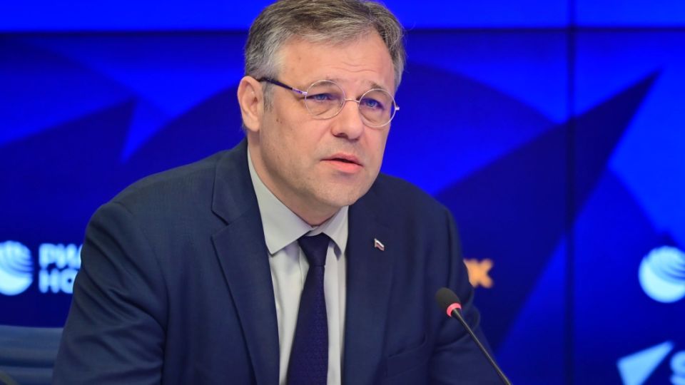 Мирошник объяснил, почему Украина затягивает идентификацию переданных Россией тел