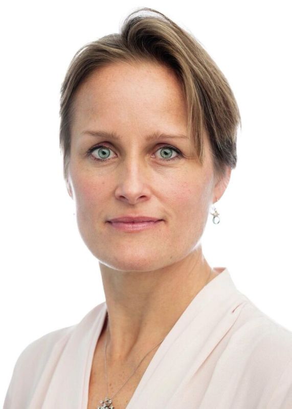 Отцом главы MI6 может быть уроженец Украины, получивший британский паспорт