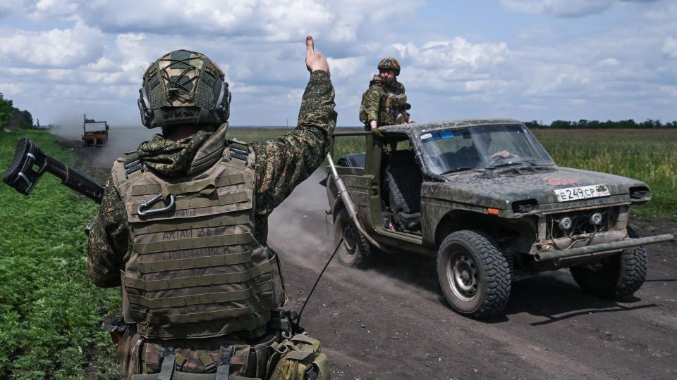 Уроки ВОВ: Живов предлагает создать современные "штурмовые восьмерки" для прорыва