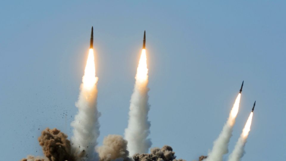 Пока Мерц собирается, Россия делает. Ожидающий "Таурусы" Киев получил жёсткий удар по военным заводам