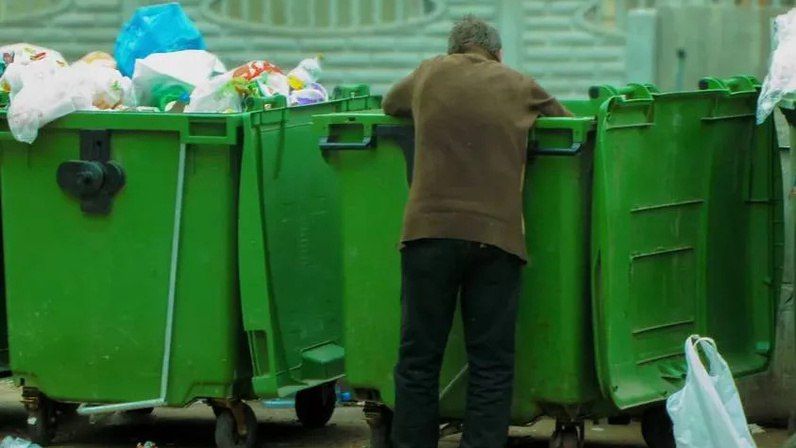 Сергей Лебедев: #Херсон: даже «кастрюли» ждут русскую армию!