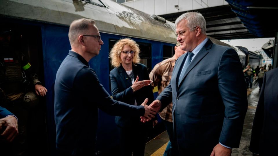 ���� ������ � ������������� ������� � ����