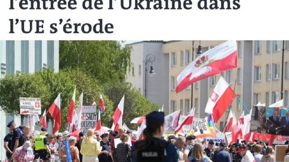 "В Польше поддержка вступления Украины в ЕС разрушается" - Le Monde