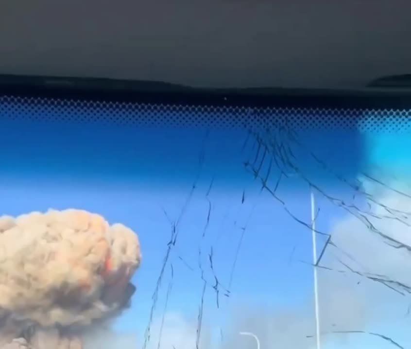 Сергей Лебедев: Почему русские бьют по макаронным цехам и мебельным фабрикам?