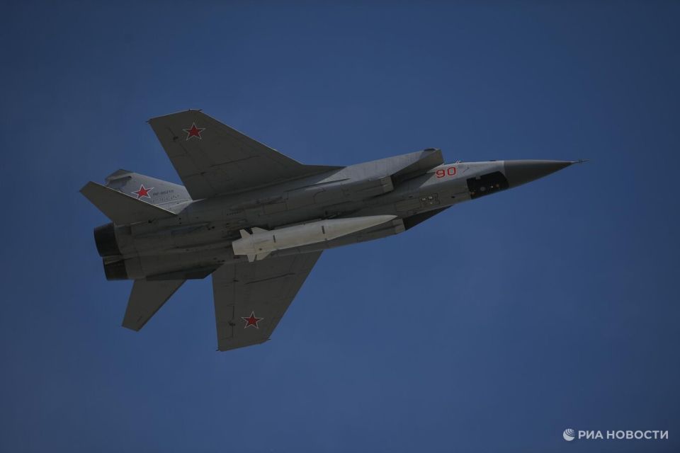 ������������, 4 ����: �� ������ ������� ���� �� ������� �������� � �����