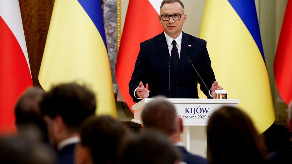 Дуда считает, что Польша спасла Украину
