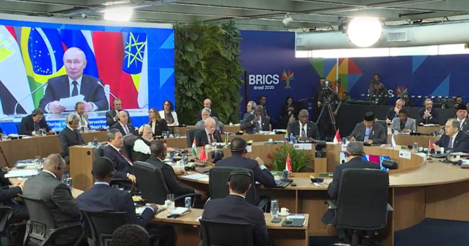 Лидеры БРИКС приняли итоговую декларацию саммита в Бразилии и осудили недавние атаки на мосты и железные дороги в Брянской, Курской и Воронежской областях РФ