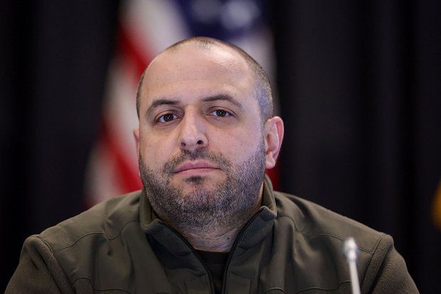 Журналист Боуз возмутился фотографиями дома семьи Умерова в США