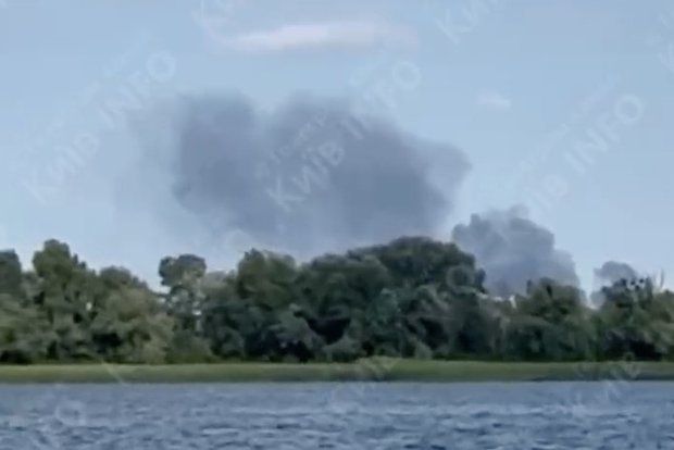 В Киеве на ТЭЦ-6 произошли мощный взрыв и большой пожар