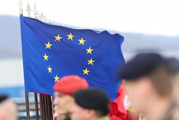 Bloomberg: �� ������������� ����������� ��������� ������� 100 ���� ����