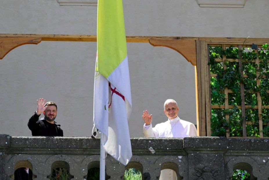 Зеленский припал к Ватикану: просит Папу о содействии
