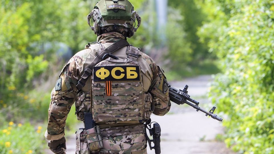 ФСБ РФ задержала двух представителей украинской экстремистской организации