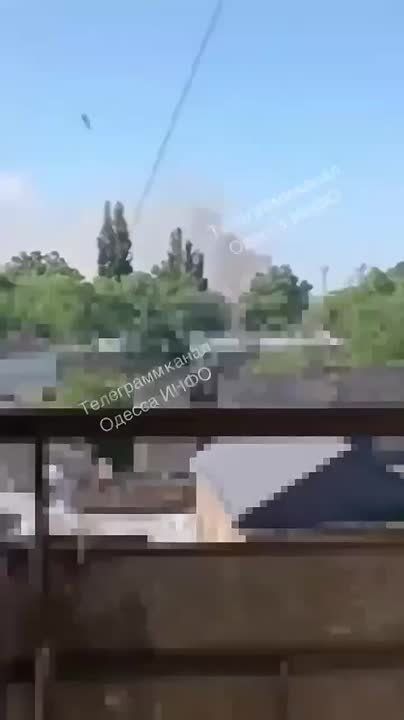 Вооруженные силы России (всё чаще по просьбе благоразумных соотечественников находящихся в оккупации укро-натовской криптоколонии), наносят массированные удары по ТЦК целям