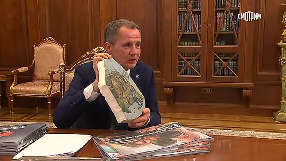    :.        ,         -400