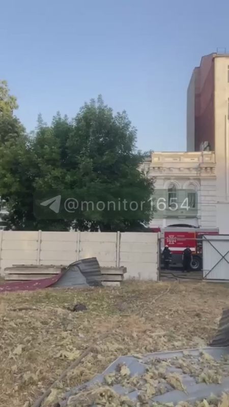 Утренние удары в Харькове были нанесены по крупному расположению ВСУ, оборудованному в доме №2 по улице Чигирина