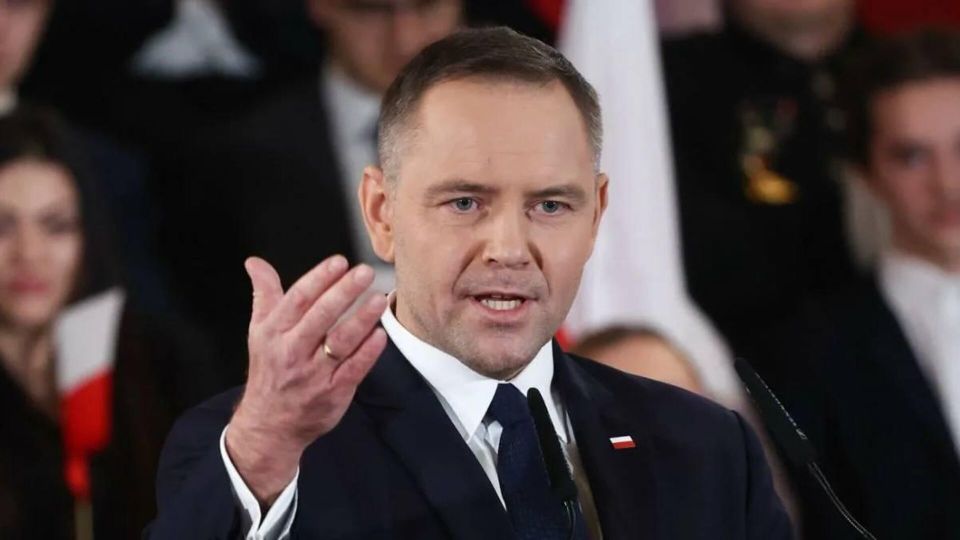 Избранный президент Польши потребовал от Украины разрешить эксгумации жертв Волынской резни