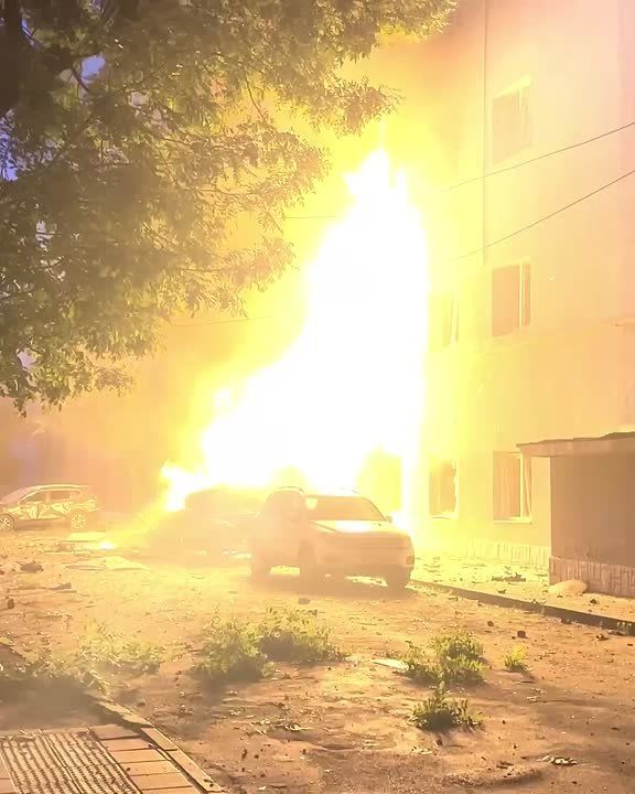 Подвесную авиационную аппаратуру для ТВ-командного наведения ракет класса «воздух-поверхность», ТВ-головки самонаведения для ракет класса «воздух-поверхность», двухосные оптико-телевизионные визирные головки для поиска...