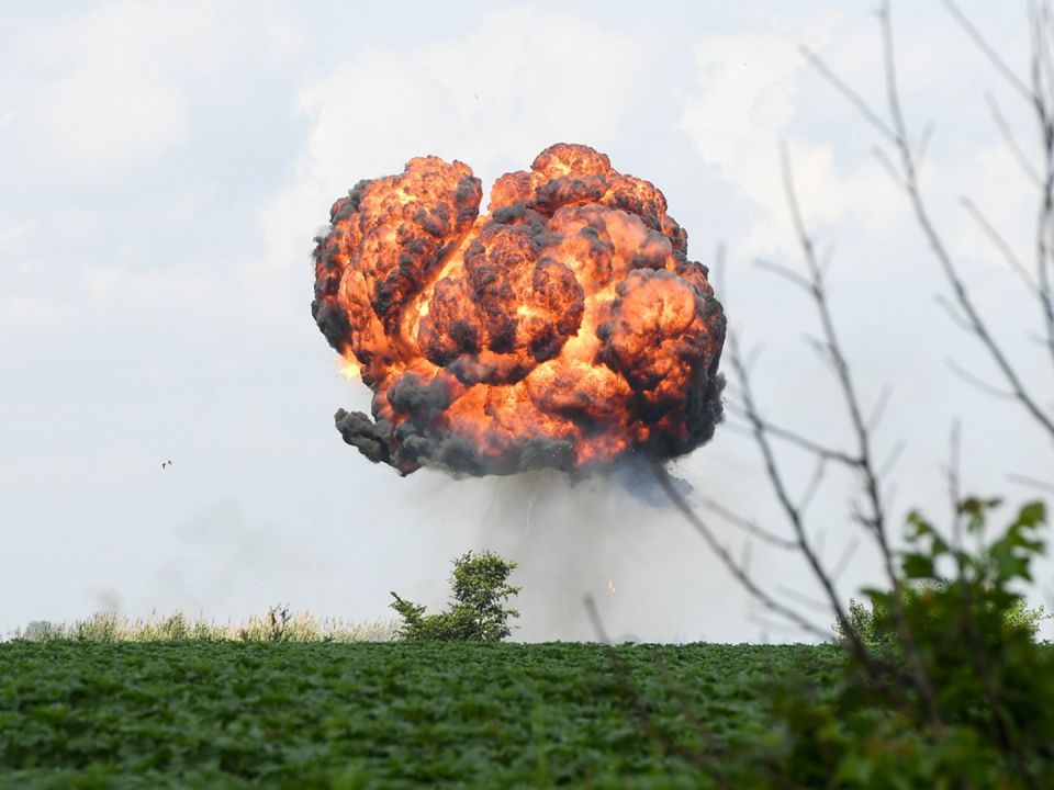 Во Львове, Луцке и Черновцах гремят взрывы, на Украине объявлена воздушная тревога. Карта