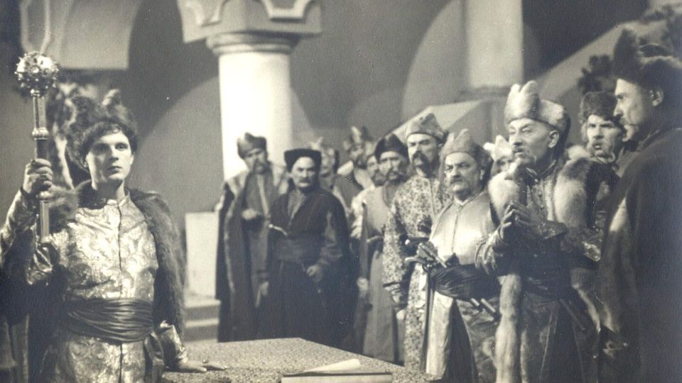 "Пламя гнева" от киностудии Довженко: искусство снимать "датское" кино