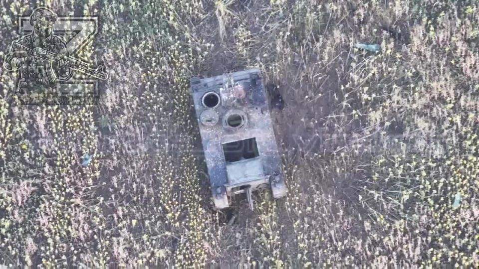 Уничтожение ББМ "М113" от бойцов первой танковой армии в районе н.п. Богуславка с применением Ланцета