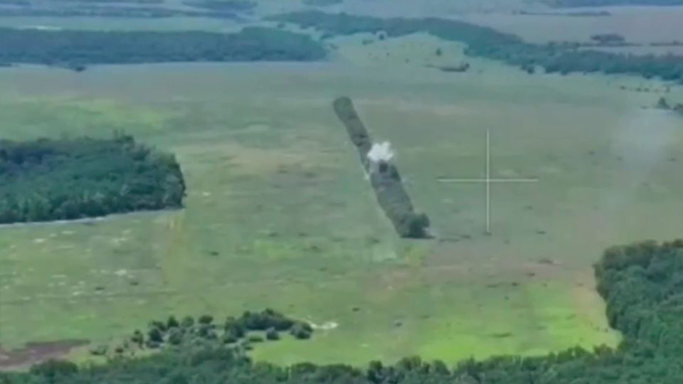 Артиллерия поразила опорный пункт ВСУ в Харьковской области