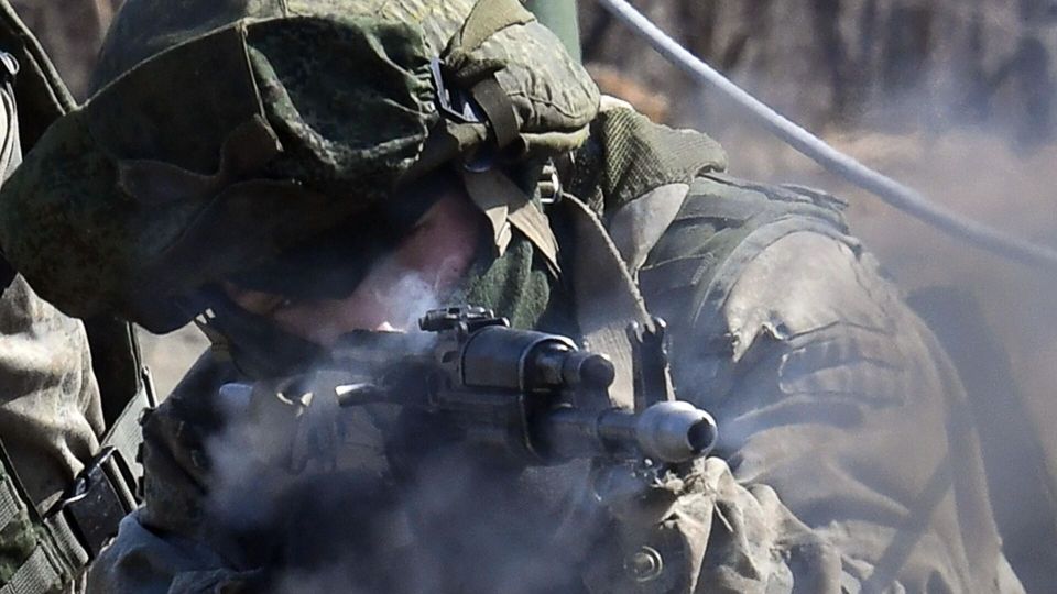 "Наши десантники зачищают Юнаковку": военкор раскрыл тактику России по вытягиванию резервов ВСУ