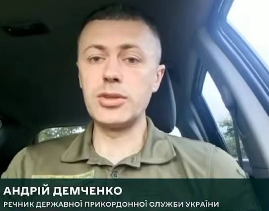 Как сообщил пресс-секретарь Государственной пограничной службы Украины Андрей Демченко, по состоянию на данный момент, непосредственно по линии границы каких-то нестандартных ситуаций не фиксировалось