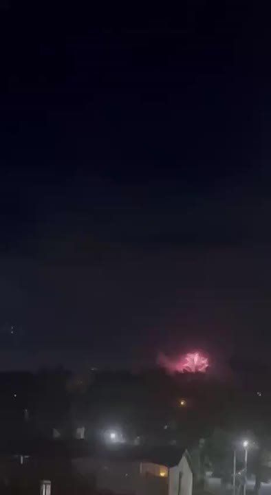 ВС РФ атакуют объекты ВСУ — украинцы отмечают это салютом