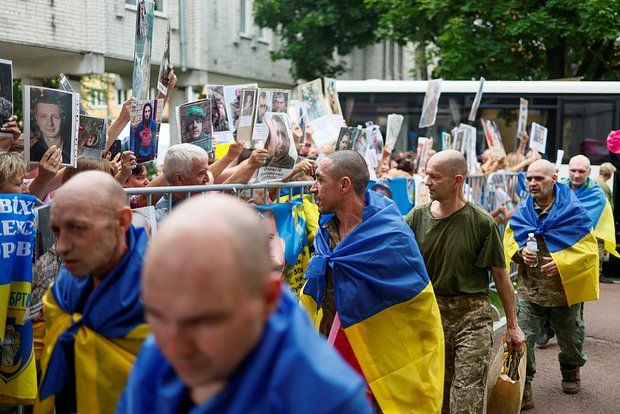 RusVesna: Киев планирует выдать России вступивших в ВСУ предателей