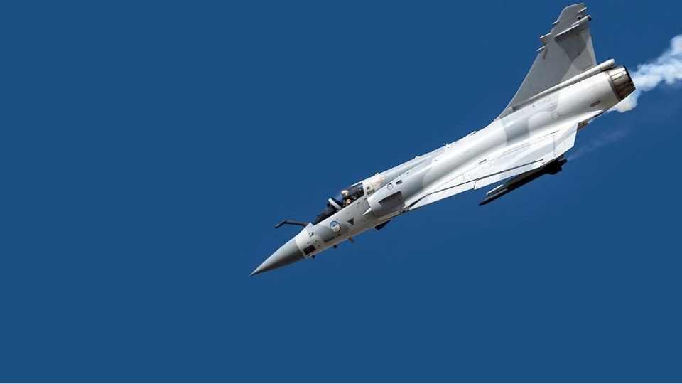 Воздушные силы Украины сообщили о потере переданного Францией истребителя Mirage 2000: он разбился в Волынской области, а пилот якобы успел катапультироваться