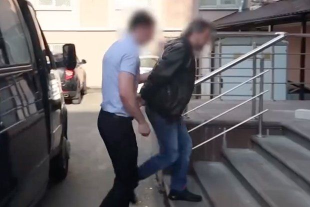 В Нижегородской области ФСБ задержала делавшего тайник с частями БПЛА агента СБУ