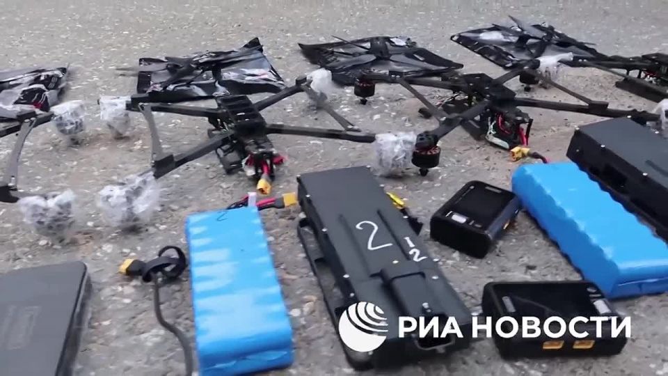 Видео о задержании в Нижегородской области агента Киева, организовывавшего тайник со взрывчаткой, публикует ФСБ