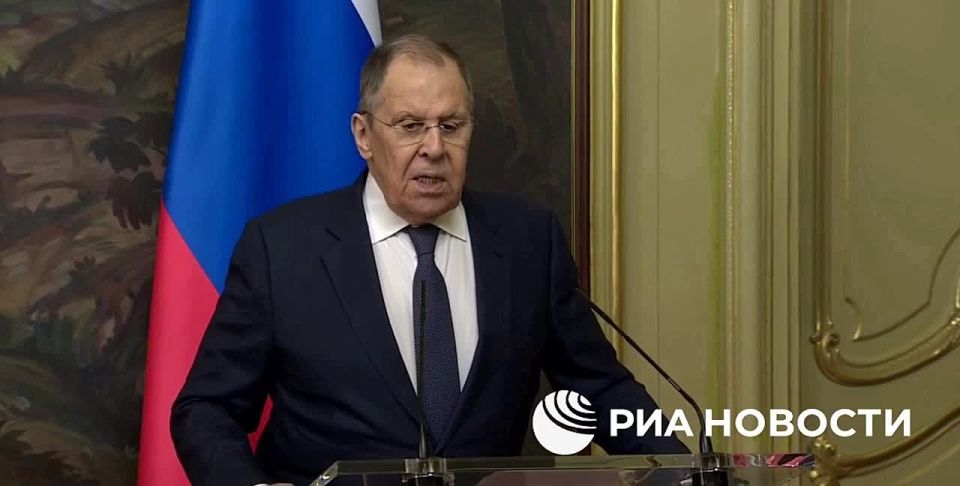 Лавров ответил на западные угрозы Калининграду