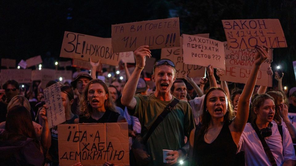 "Мынерабов" прорвало? На Украине замайданили снова