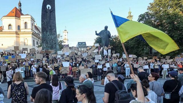 Рада рассмотрит законопроект о сохранении полномочий НАБУ и САП