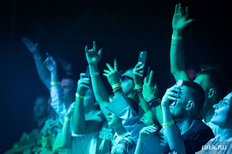 Угроза нацбезопасности Украины и звезды соцсетей: кто едет поздравлять свердловчан с Днем города