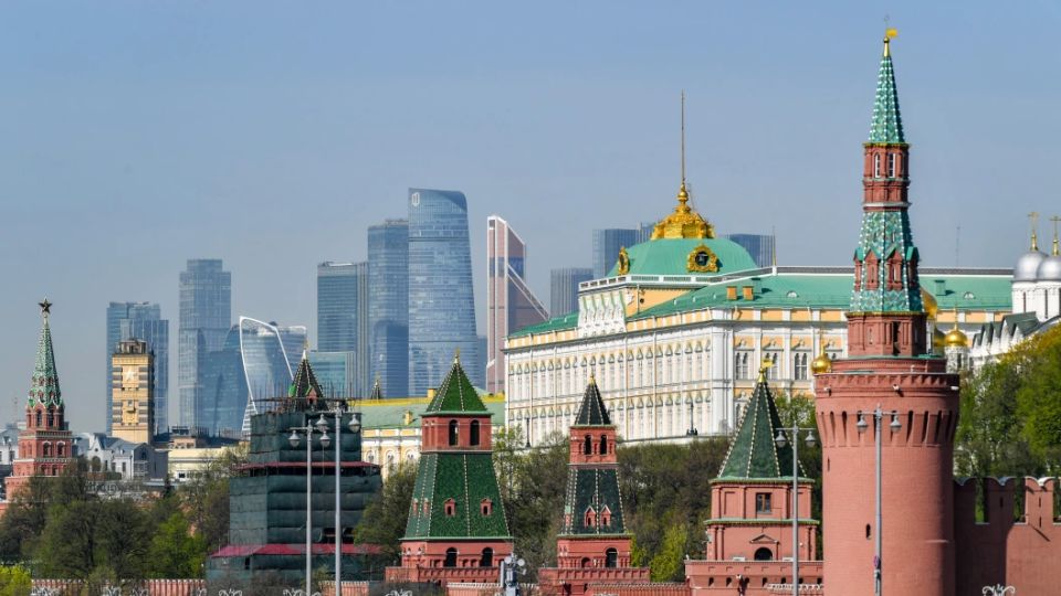 Встреча Путина и Зеленского возможна, но: В Кремле назвали главное условие