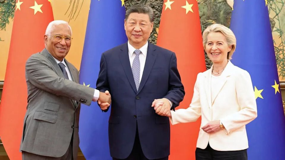 ЕС и Китай не решили ни одного проблемного вопроса на саммите в Пекине, — Bild